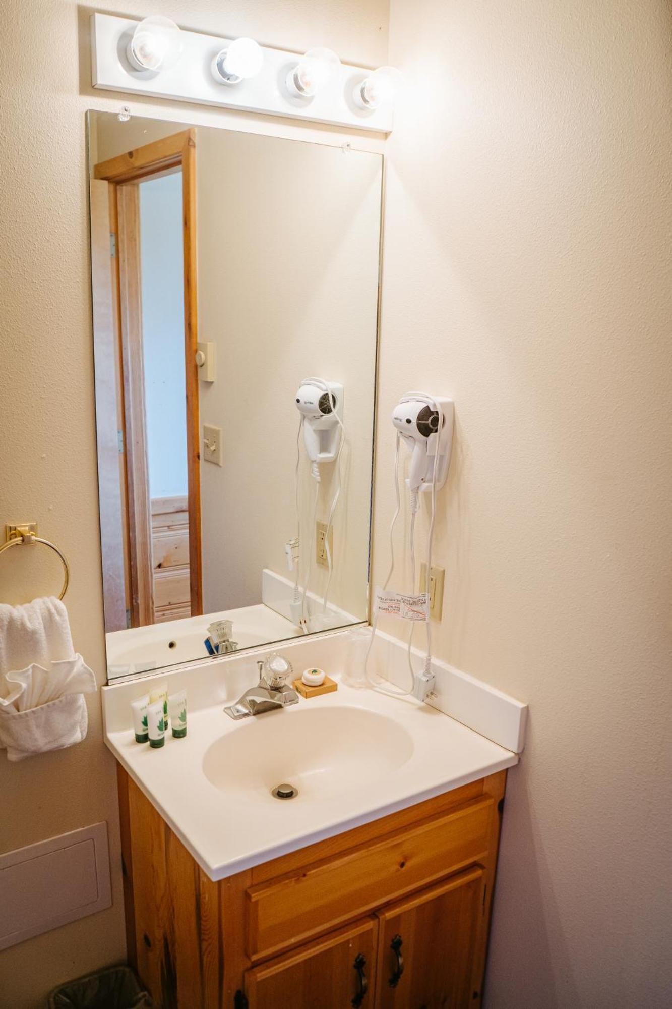 River Lodge Island Park Chambre photo